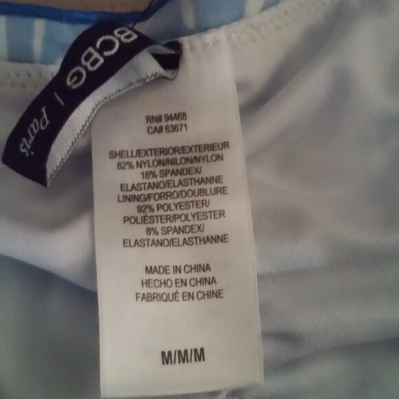 Swim Suit BOttom New With Tags Unworn Sz M Top Is 15" Across Stretchy Material - Picture 3 of 5